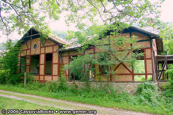 Rakosska-baňa budova dielní 2005 - posledné spomienky